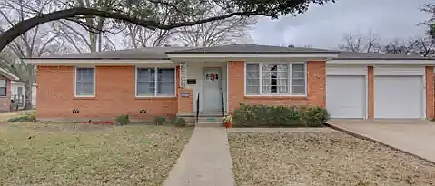 2408 N 49th St Photo 1