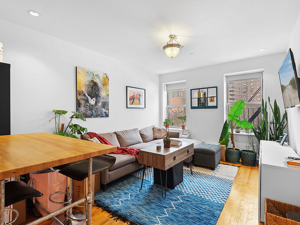 1st image of 35 Essex St APT 5C