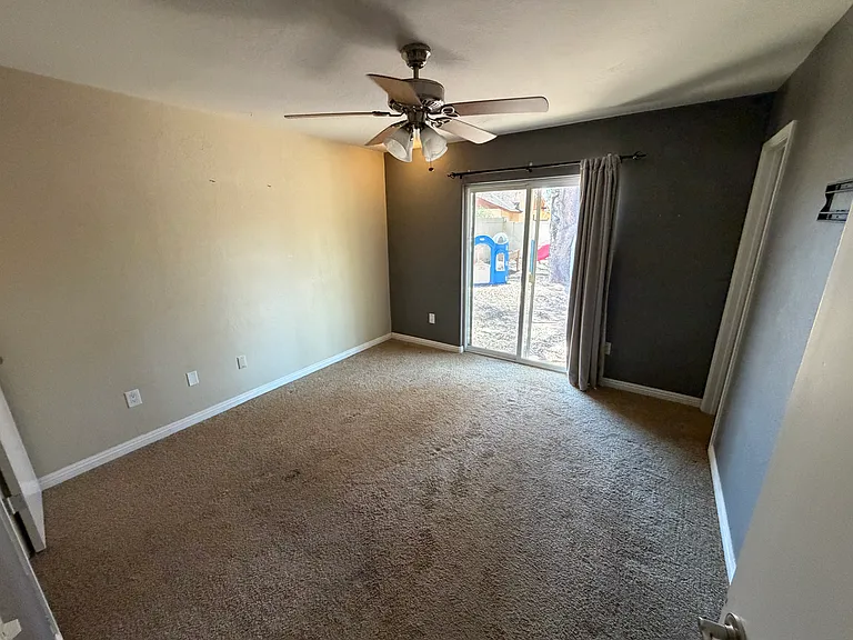 431 E Juanita Ave — Photo 11