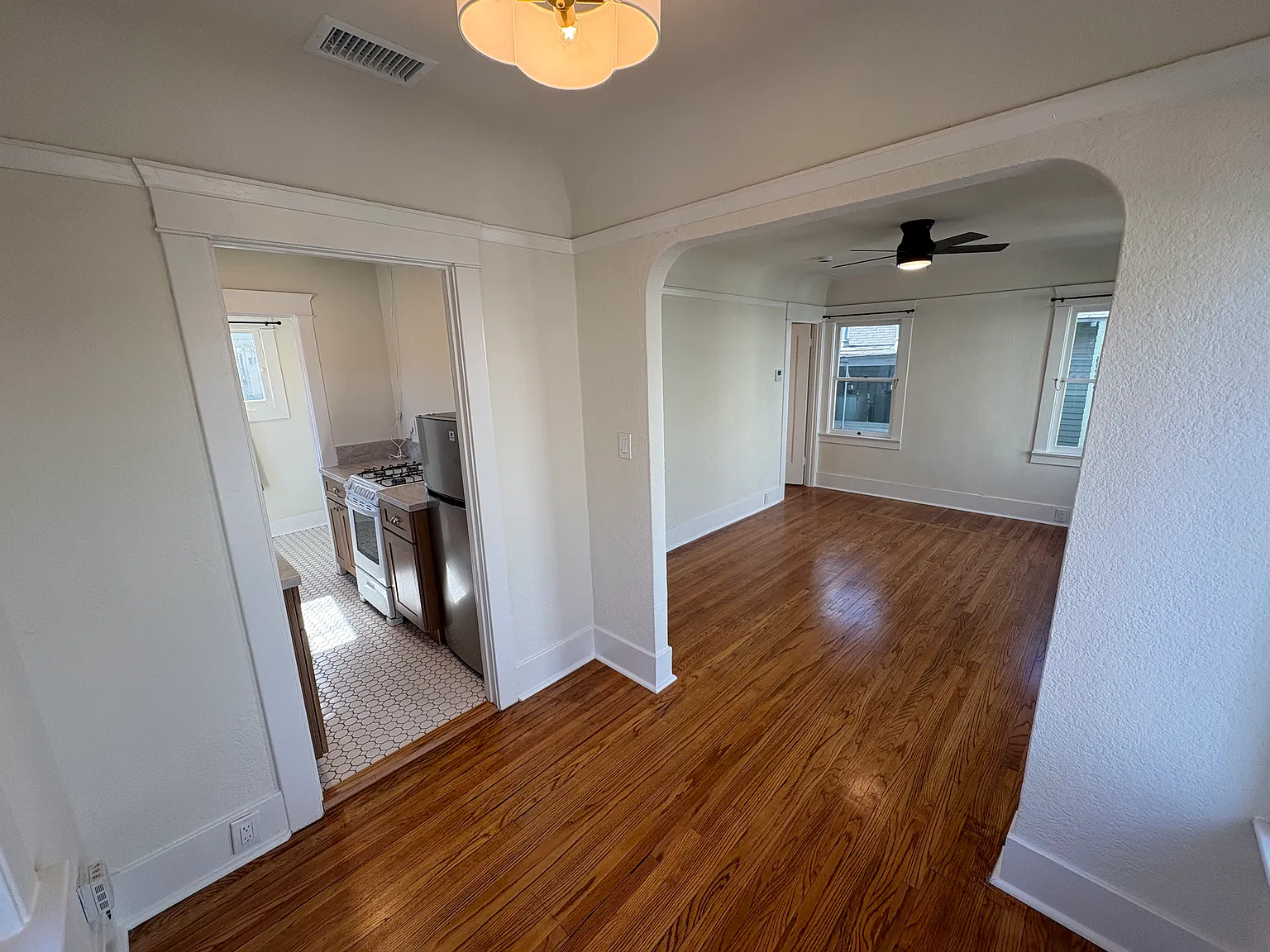 1 bed, 600 sqft, $2,695 — Photo 4