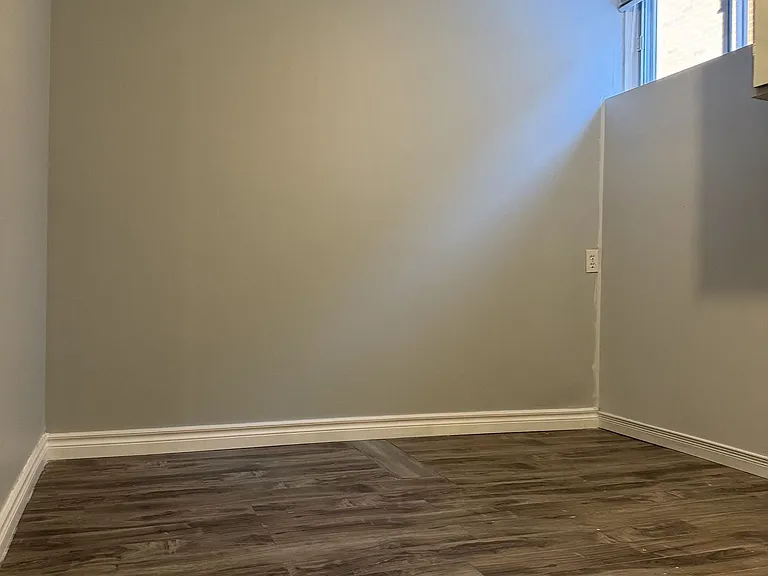 33 Prouse Dr — Photo 10