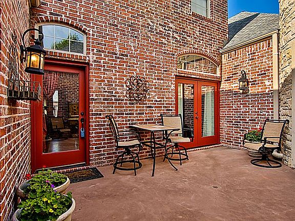 5th image of 3608 SW 123rd Ct