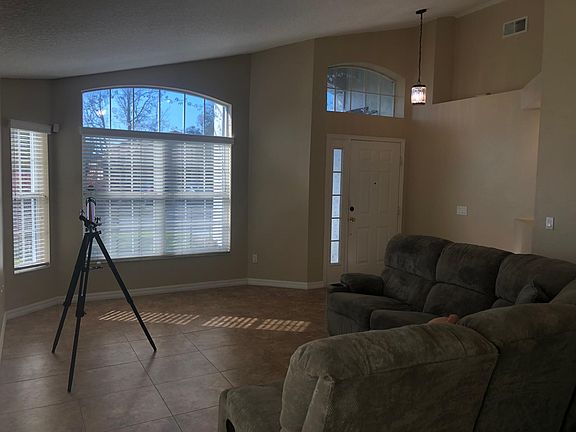3rd image of 13623 Waterhouse Way
