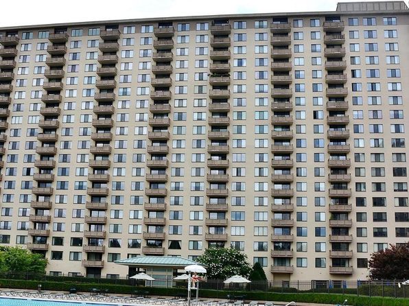 5225 Pooks Hill Rd APT 120N