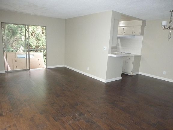 4th image of 1436 N Vista St APT 5