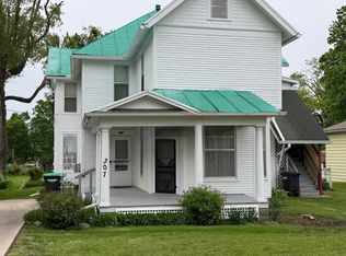 307 W Main St, Wayland, IA 52654