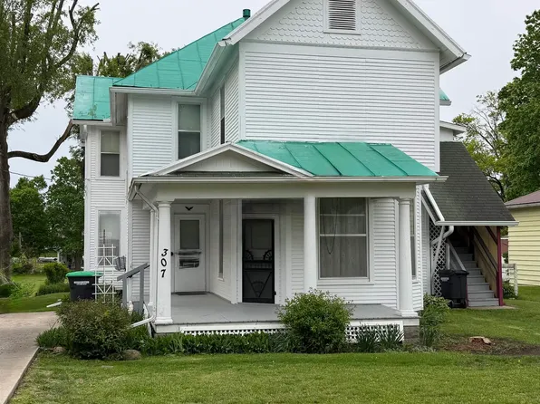 307 W Main St, Wayland, IA 52654