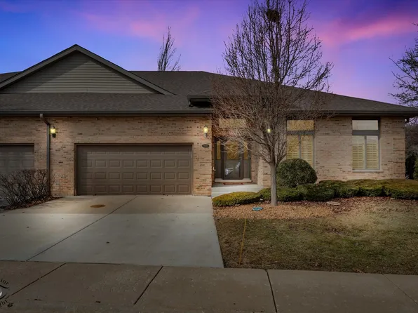 9306 Fox Run Cir, Frankfort, IL 60423