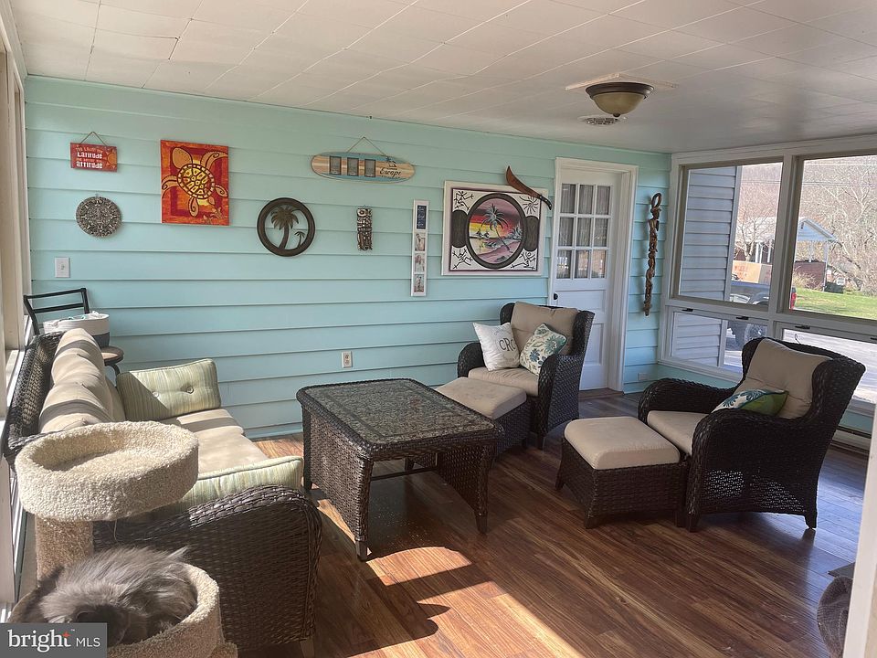 2474 Middle Rd, Lewistown, PA 17044 Zillow