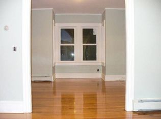 129 5th St #1, Providence, RI 02906