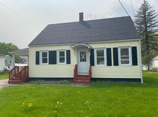5 Crosby St, Fairfield, ME 04937