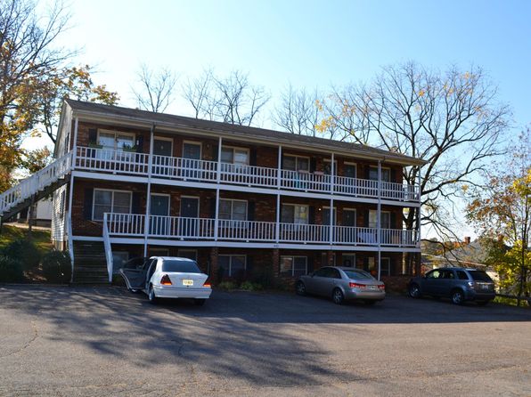 401 Woodland Cir #9