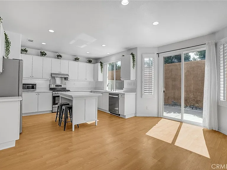 76 Millbrook — Photo 11