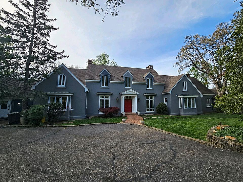 2nd image of 538 W Brow Rd