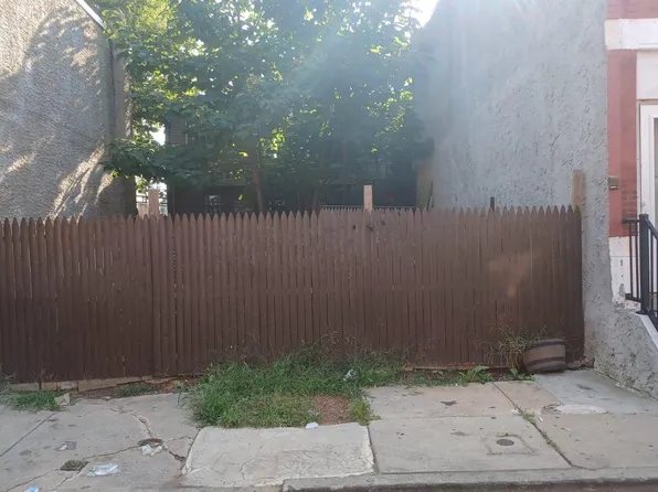 2363 N Gratz St, Philadelphia, PA 19132