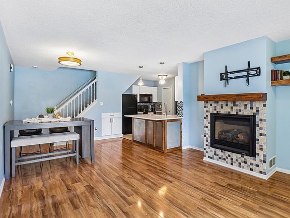 4th image of 1313 SE Delaware Ave APT 3