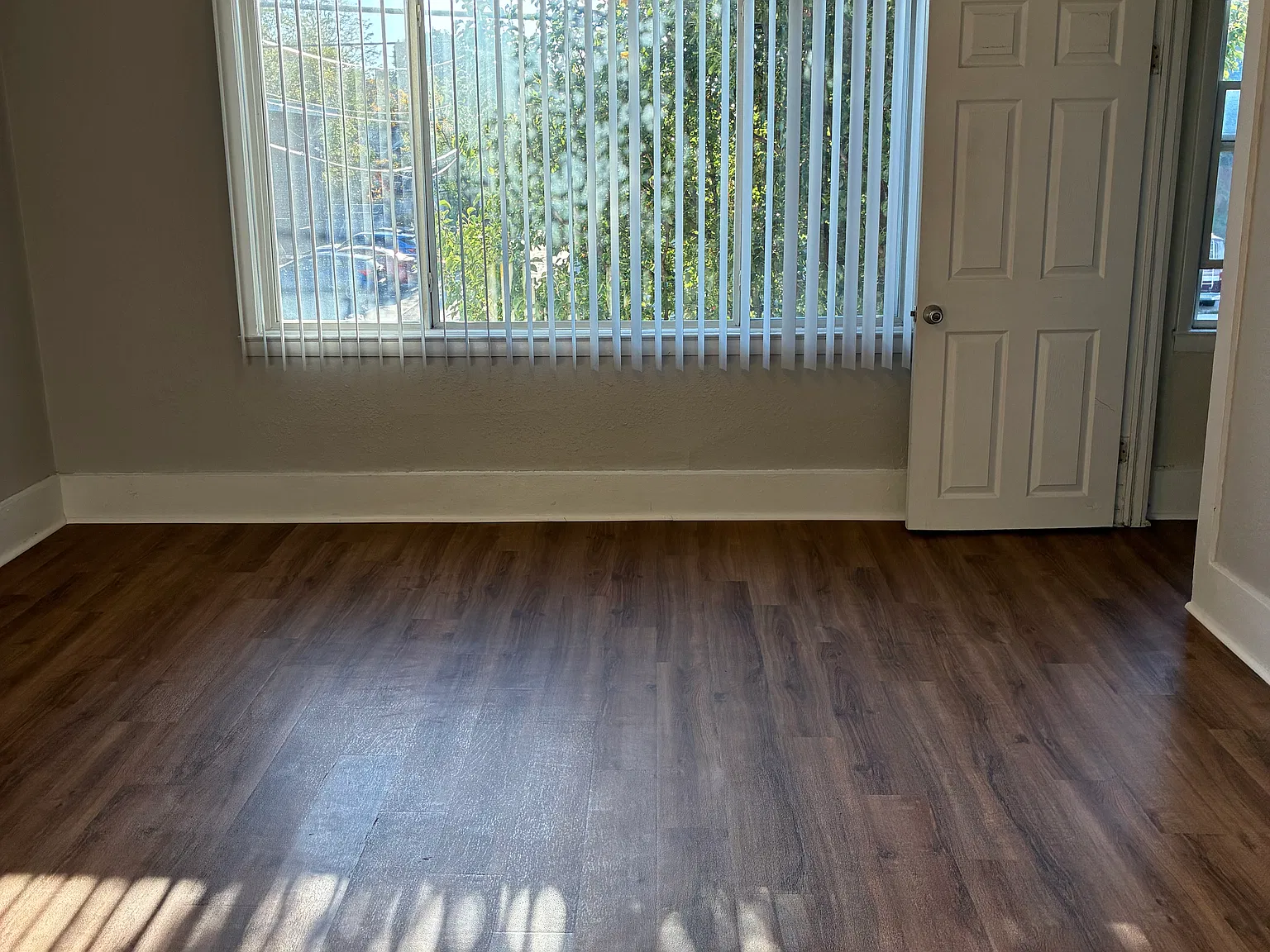 2 bed, 950 sqft, $1,375 — Photo 3