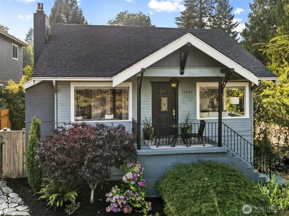 11237 84th Avenue S, Seattle, WA 98178