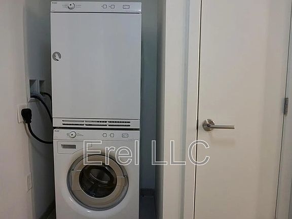 4th image of 80-82 Fenwood Rd #906