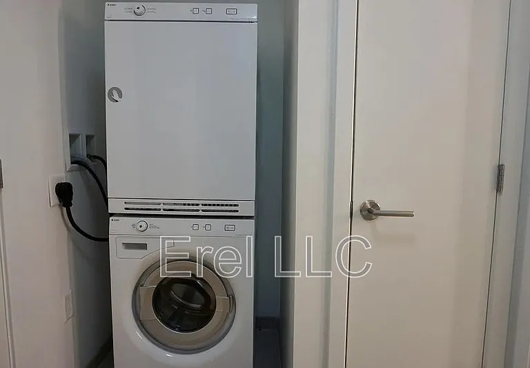 80-82 Fenwood Rd #906 — Photo 4