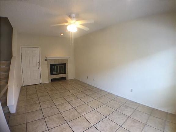 2nd image of 706 W 24th St APT 205