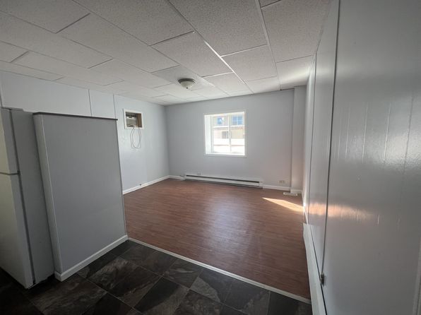 101 Main Ave S #4