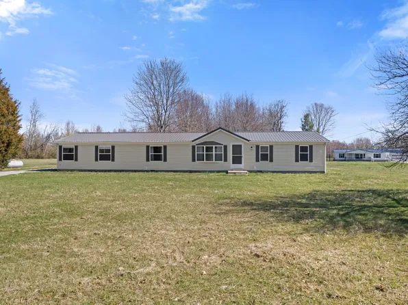 1881 Harker Waits Rd, Williamsburg, OH 45176