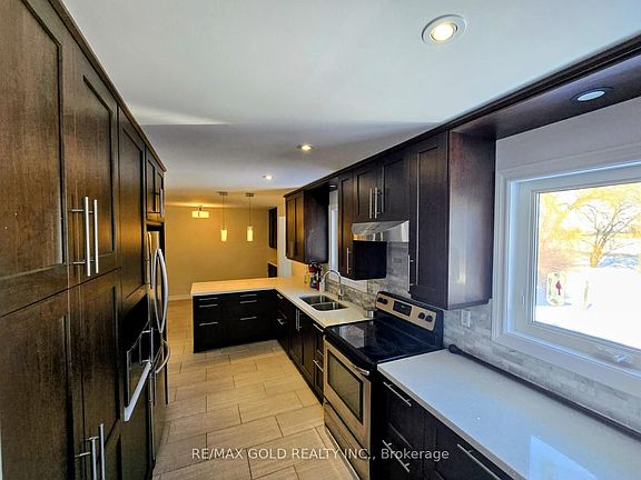 4th image of 10512 Trafalgar Rd