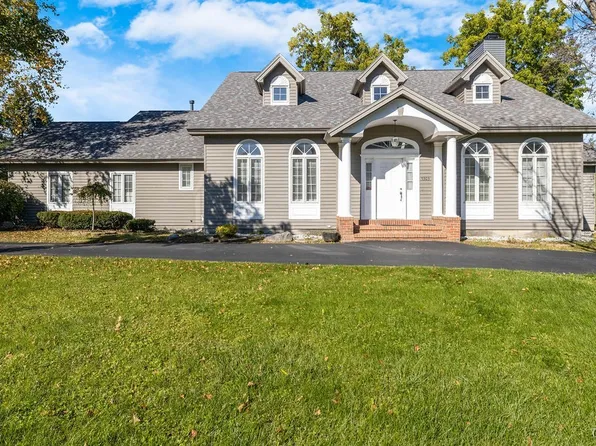 5303 Springwater Dr, Fayetteville, NY 13066