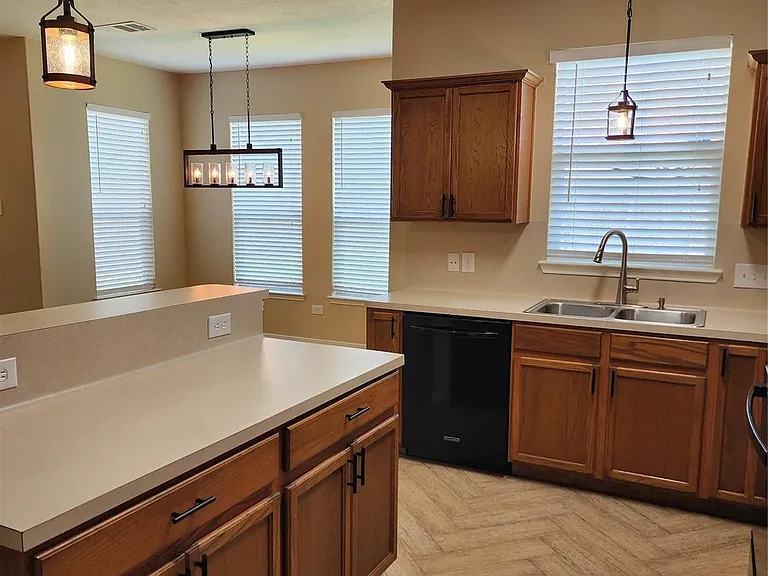 8006 Indian Desert Dr — Photo 7