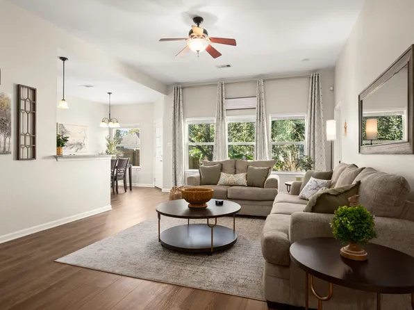 (undisclosed Address), Montgomery, TX 77316