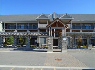 7 Anchorage Cres #301, Collingwood, ON L9Y 0Y6