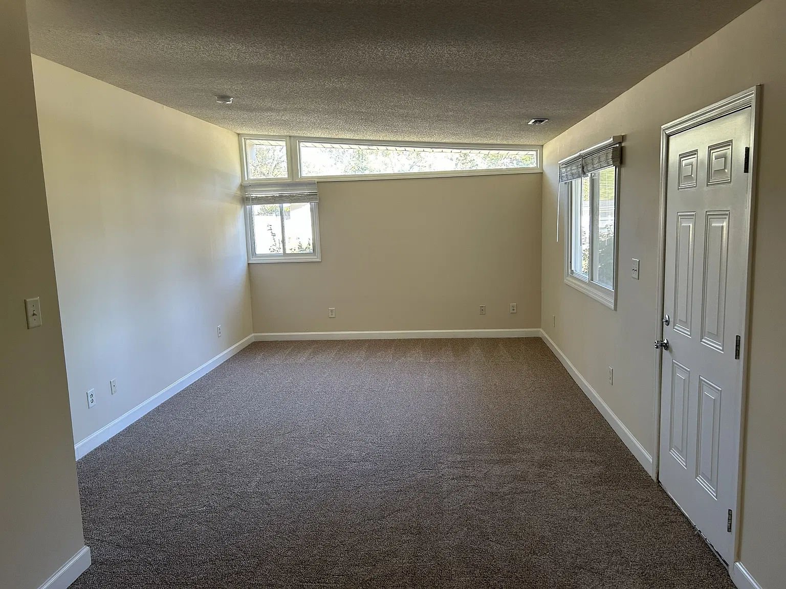 South Edgemont Circle NW 427 - (r) - 1 — Photo 4