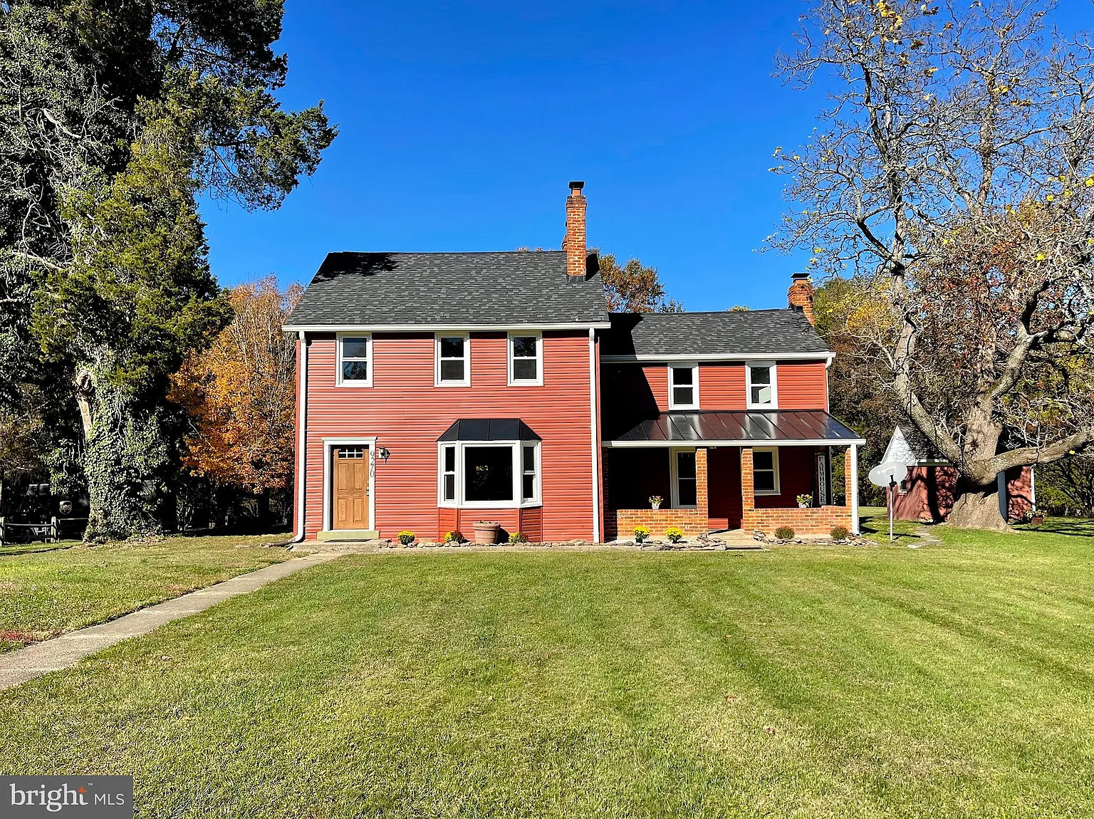 9270 Luftschloss Dr photo 1