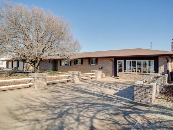 1308 Poplar St, Wakita, OK 73771
