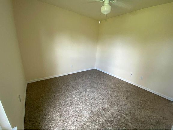 5th image of 3011 Harvard Cir
