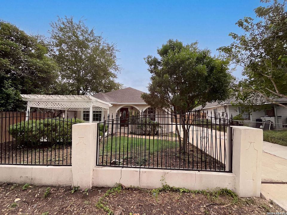 1st image of 1918 ARBOR PL