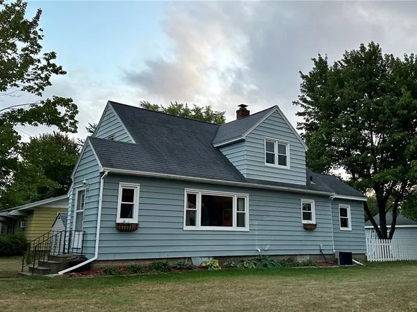 1427 Virginia Lane, Eau Claire, WI 54703