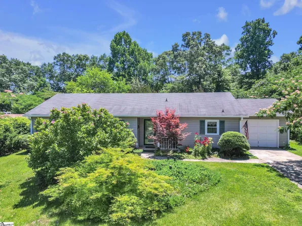314 E Celestial Dr, Greer, SC 29651