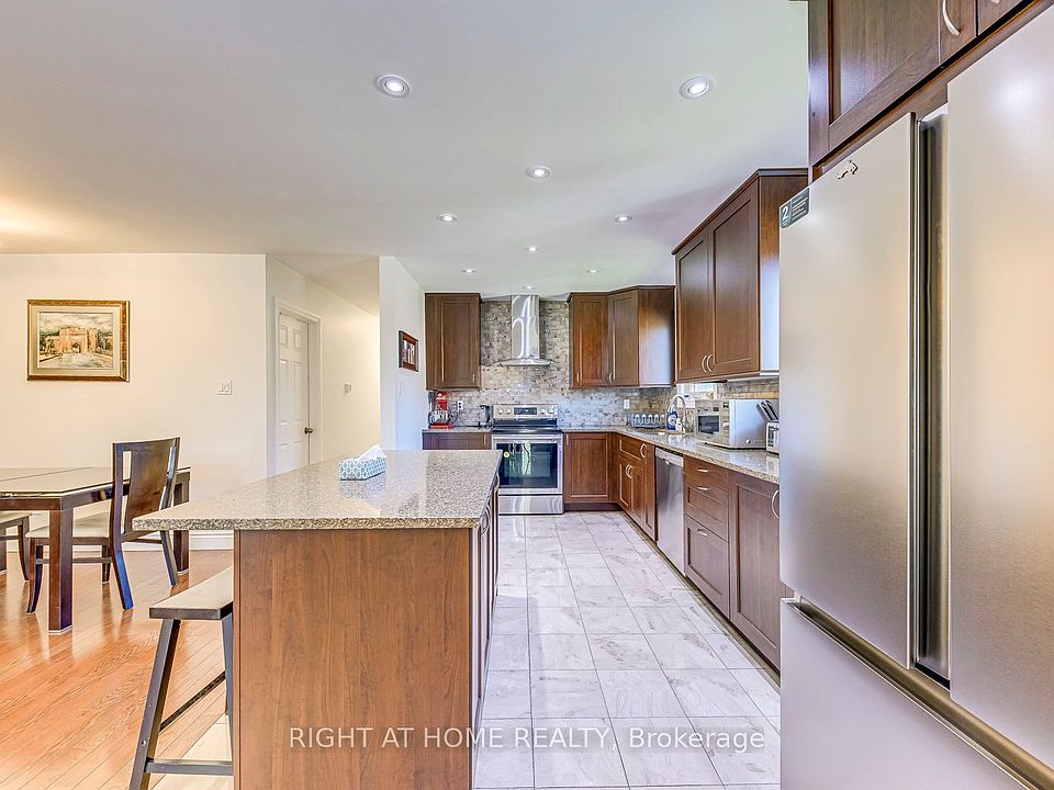 1st image of 4004 Midhurst Ln