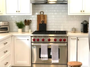 902 3rd St, Hermosa Beach, CA 90254