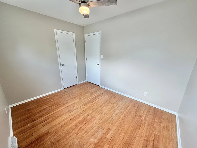 6919-6921 W Brentwood Ave E — Photo 17