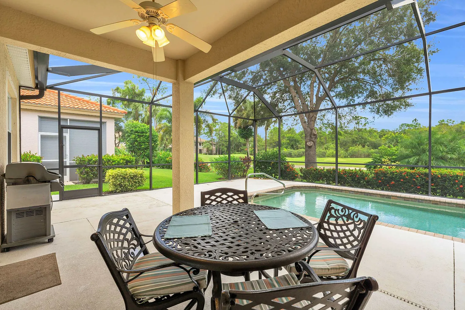 4 bed, 3.0 bath, $6,330 — Photo 3