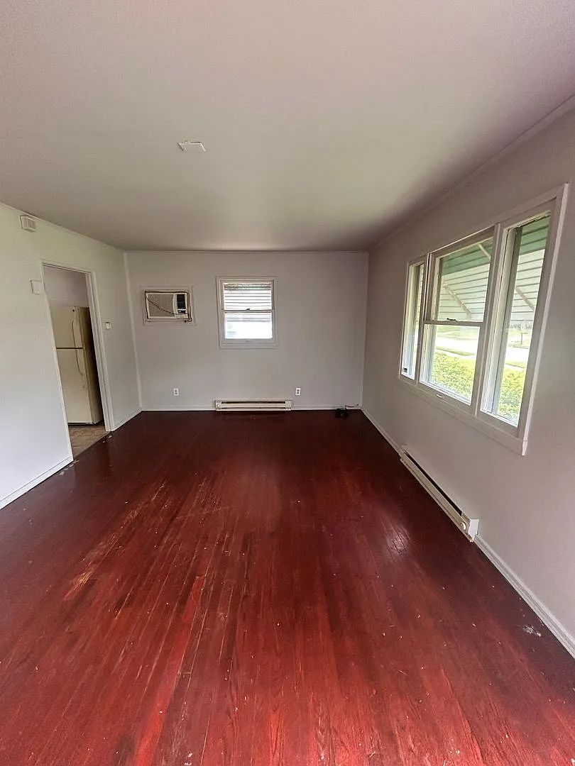 4717 Winter St. — Photo 2