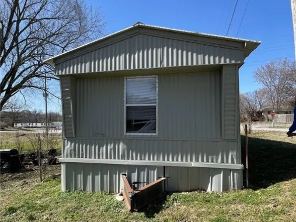 254 4th St, Decatur, AR 72722