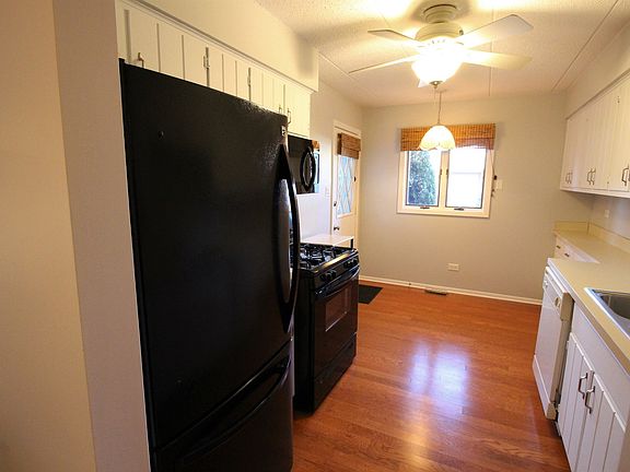 5th image of 10522 Palos Pl APT 22A