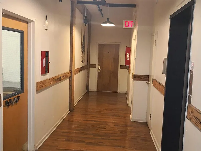 1020 Hamilton St #4 — Photo 4