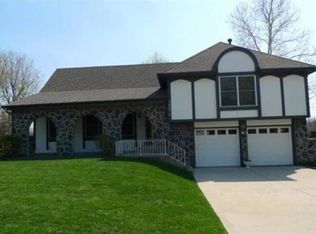 1407 SW 9th St, Lees Summit, MO 64081