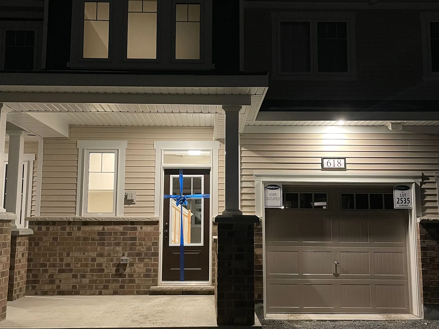 3 bed, $2,599 — Photo 1