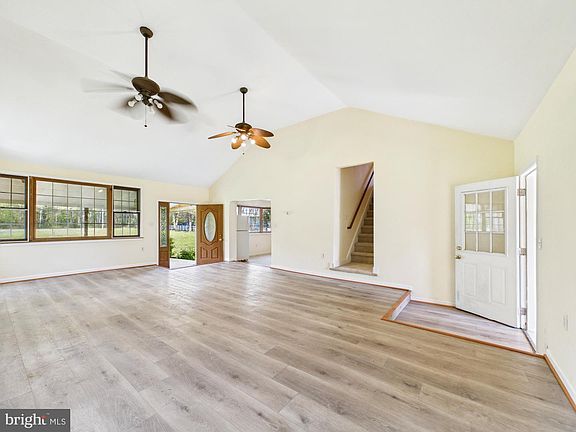 4th image of 324 Jebb Rd